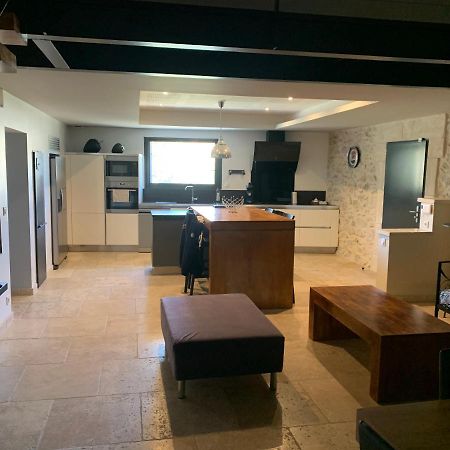 Apartamento Frederic Morieres-les-Avignon Exterior foto