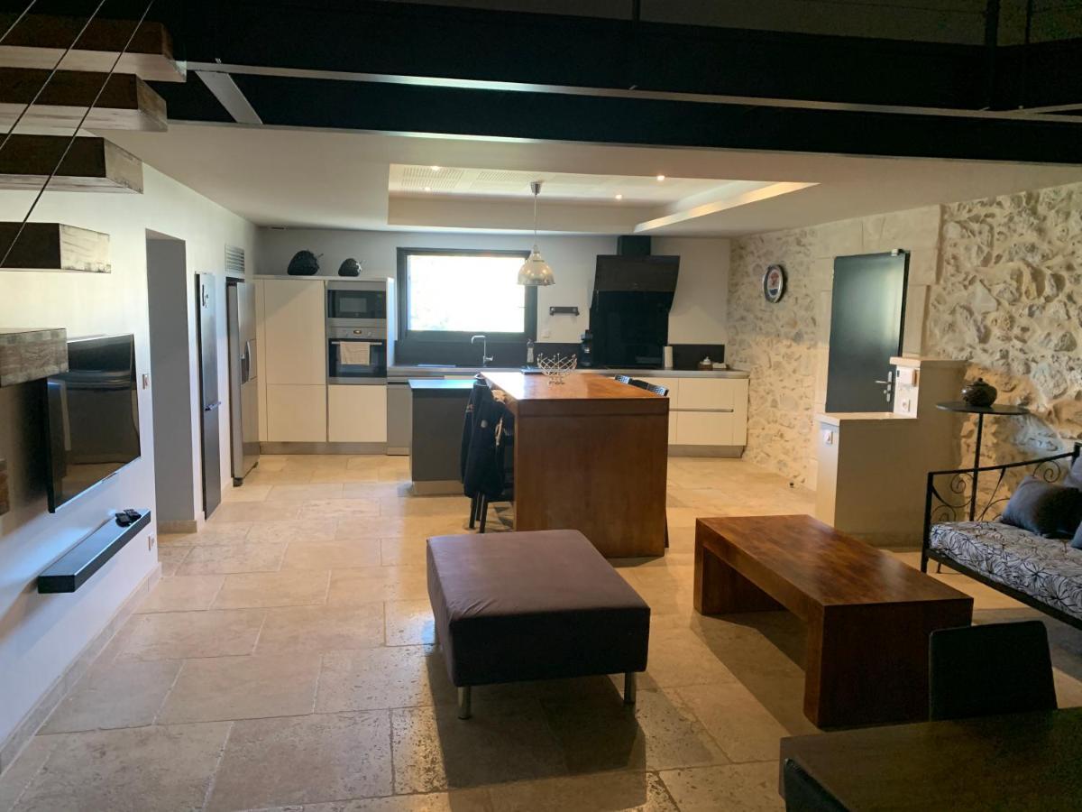 Apartamento Frederic Morieres-les-Avignon Exterior foto